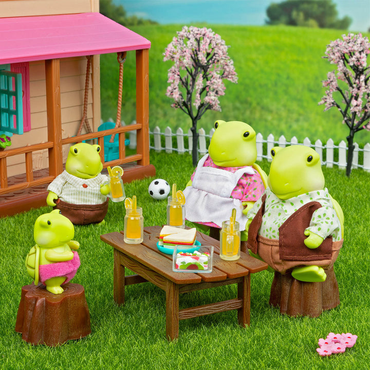 Outdoor patio playset